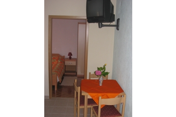 Kroatija Privát Slatine, Eksterjeras